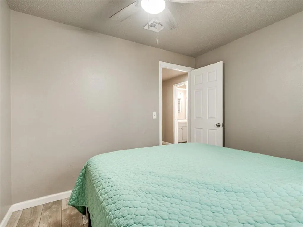 Photo 24 — 3916 Dentwood Terrace, Oklahoma City, OK 73115