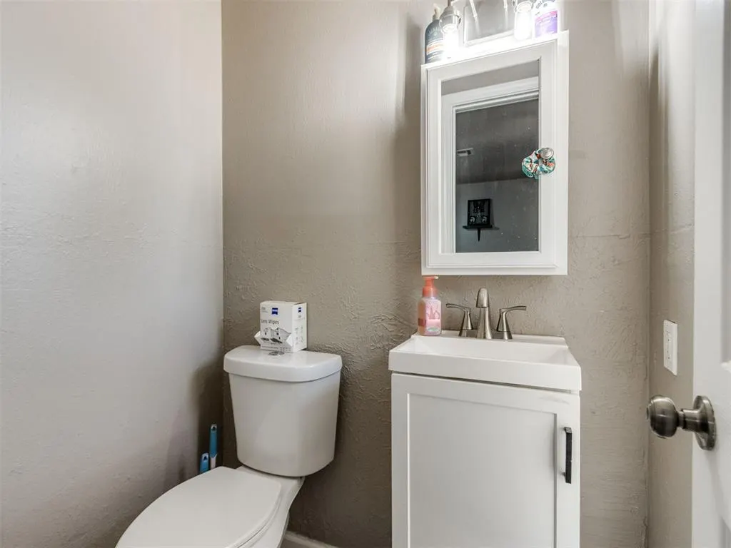 Photo 32 — 3916 Dentwood Terrace, Oklahoma City, OK 73115
