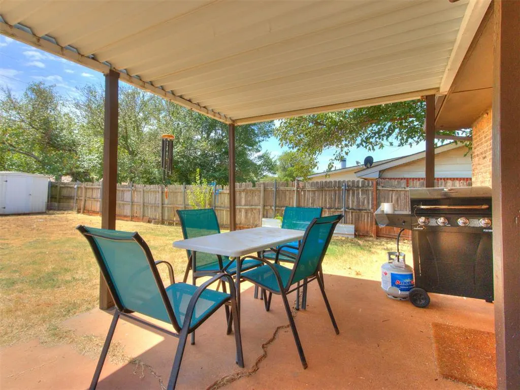 Photo 34 — 3916 Dentwood Terrace, Oklahoma City, OK 73115