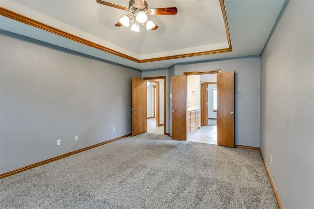 Photo 5 — 819 Rickwood Circle, Oklahoma City, OK 73160