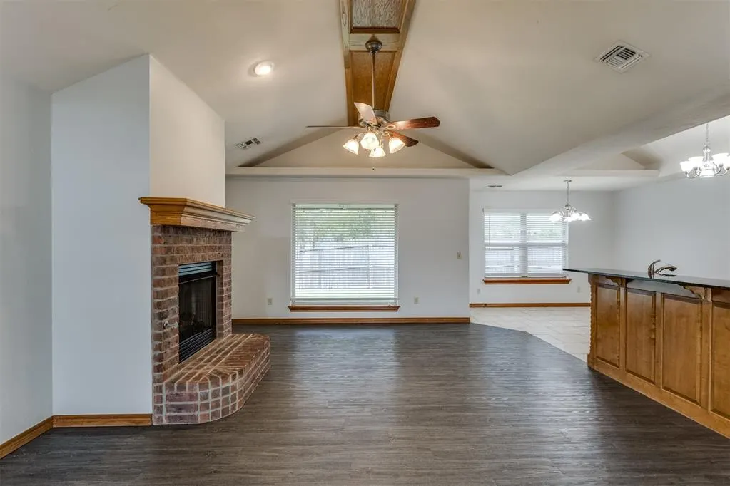 Photo 12 — 819 Rickwood Circle, Oklahoma City, OK 73160