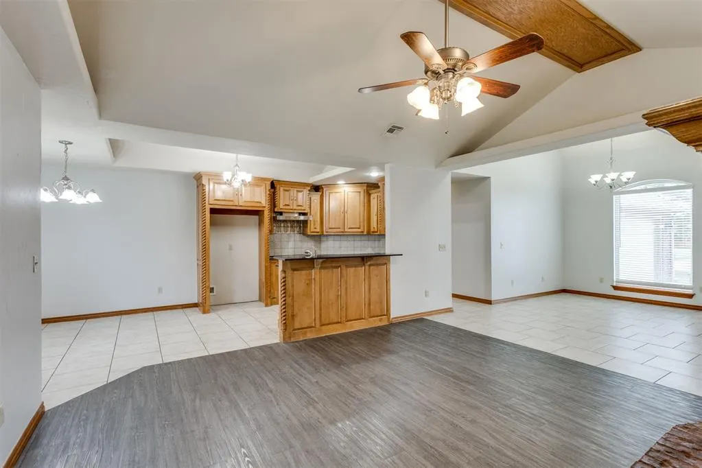 Photo 15 — 819 Rickwood Circle, Oklahoma City, OK 73160