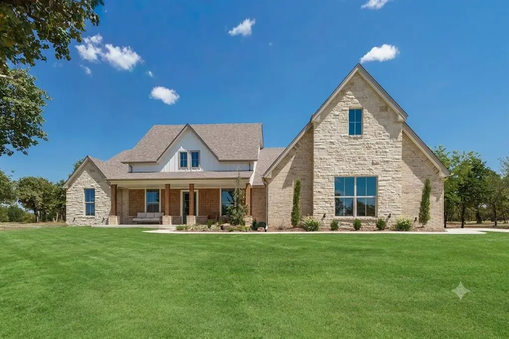 Front exterior — 847 Whispering Trails Drive, Tuttle, OK 73089
