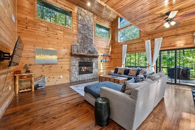 Photo 3 — 49 Ridgeline Trail, Broken Bow, OK 74728