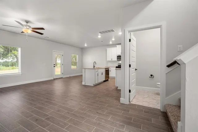 Photo 4 — 2349 Bohanan Court, Blanchard, OK 73010