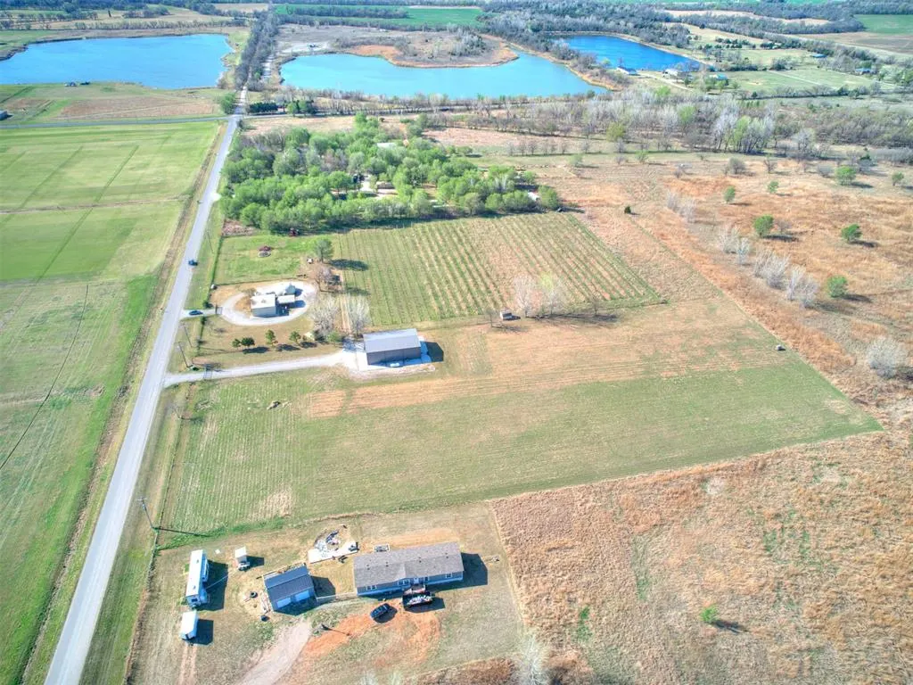 Photo 16 — 6799 N Gregory Road, Yukon, OK 73099