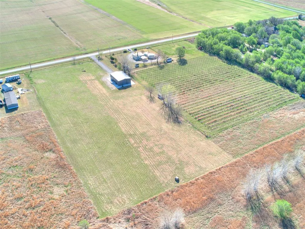 Photo 17 — 6799 N Gregory Road, Yukon, OK 73099