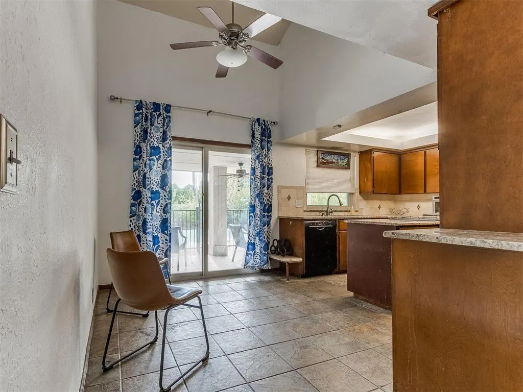 Photo 14 — 10204 Glendover Avenue, Oklahoma City, OK 73162