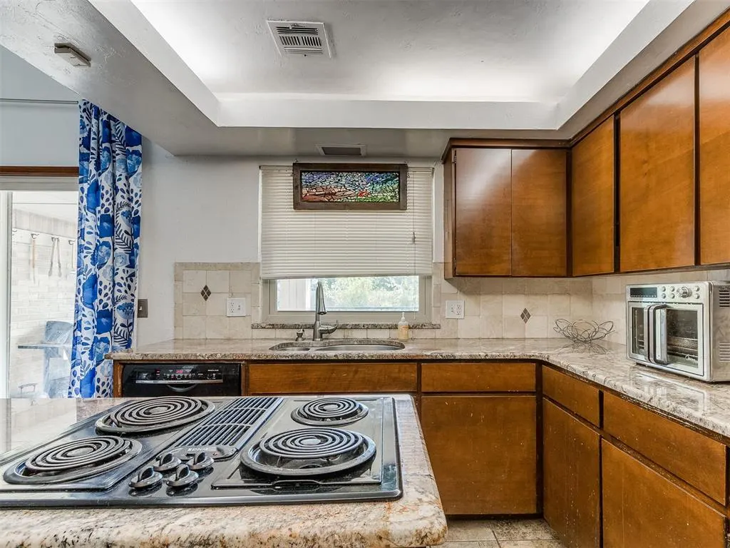 Photo 22 — 10204 Glendover Avenue, Oklahoma City, OK 73162