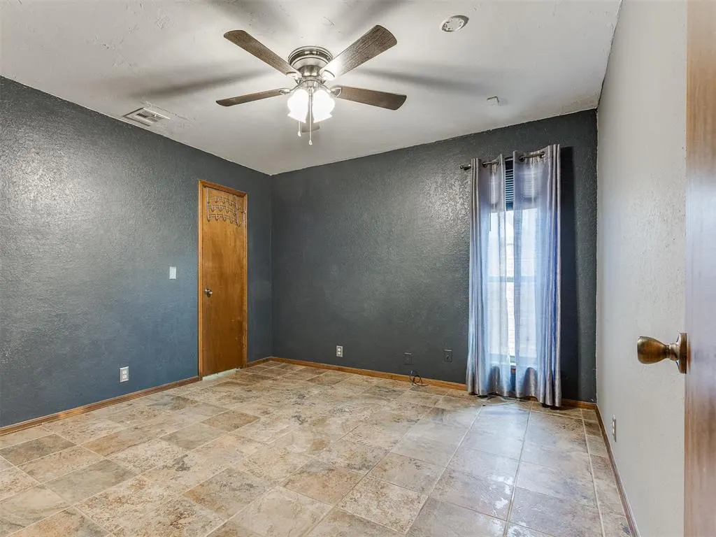 Photo 33 — 10204 Glendover Avenue, Oklahoma City, OK 73162
