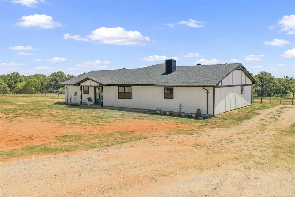 Photo 32 — 14016 State Highway 76, Lindsay, OK 73052