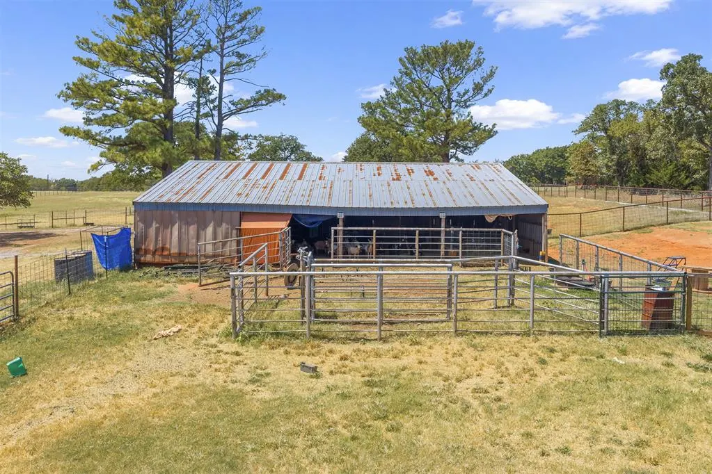 Photo 42 — 14016 State Highway 76, Lindsay, OK 73052