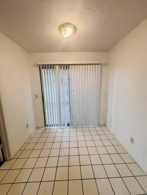 Photo 5 — 835 Cardinal Creek Boulevard, Norman, OK 73072