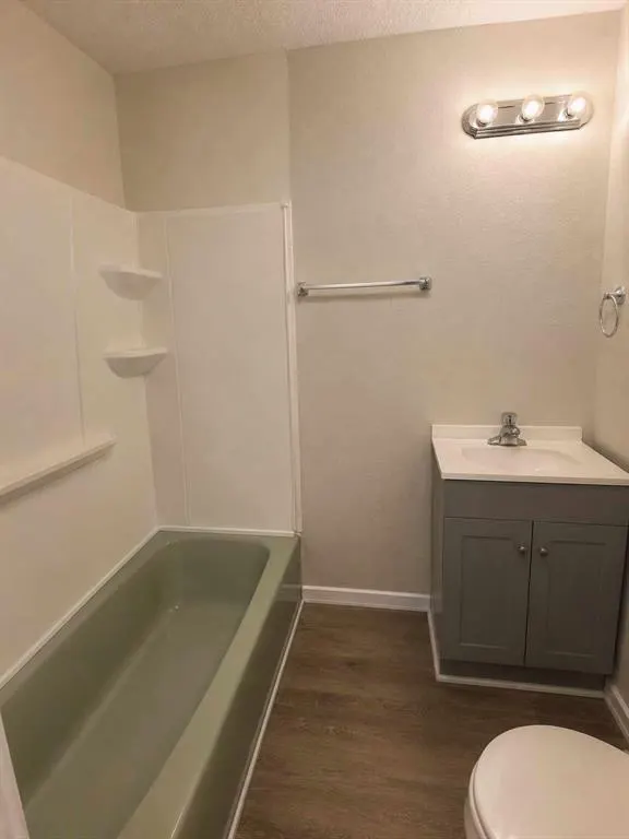 Photo 7 — 2308 NW 12th Street 4, Oklahoma City, OK 73107