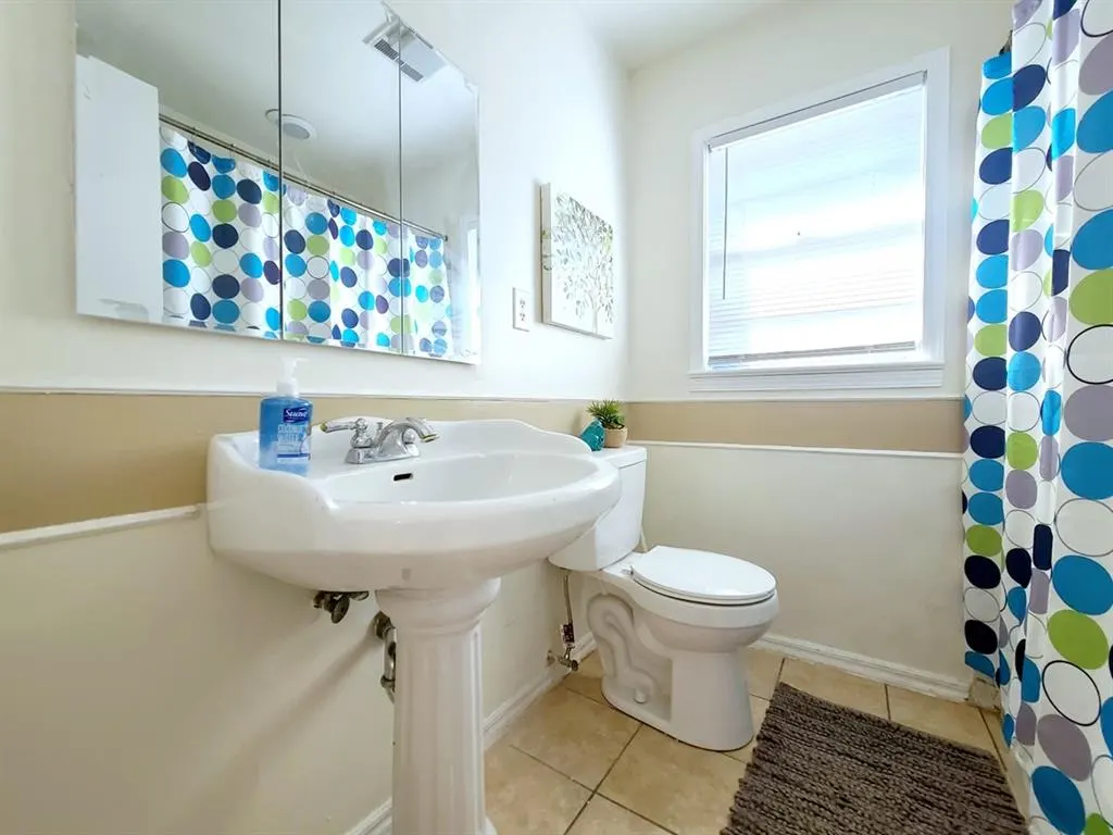 Photo 11 — 3114 N Holman Court, Oklahoma City, OK 73110