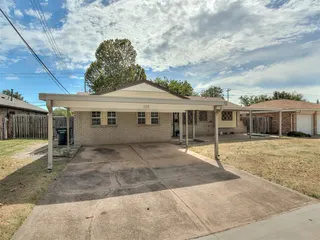Sold home at 106 N Norman Avenue
