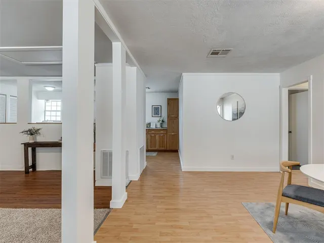 Photo 6 — 106 N Norman Avenue, Oklahoma City, OK 73160