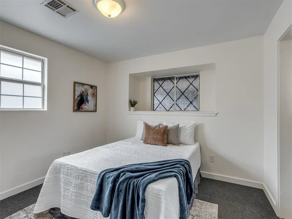 Photo 17 — 106 N Norman Avenue, Oklahoma City, OK 73160