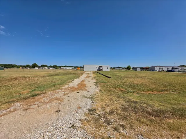 Photo 2 — 120 Sooner Road, Shawnee, OK 74804