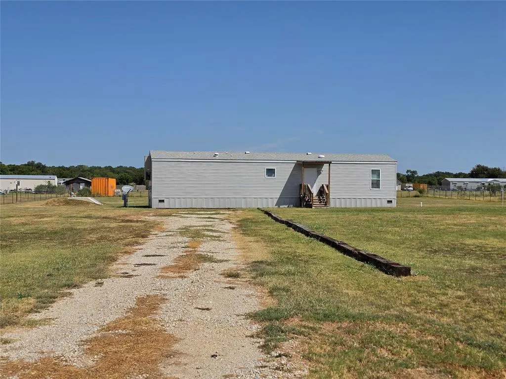 Photo 4 — 120 Sooner Road, Shawnee, OK 74804