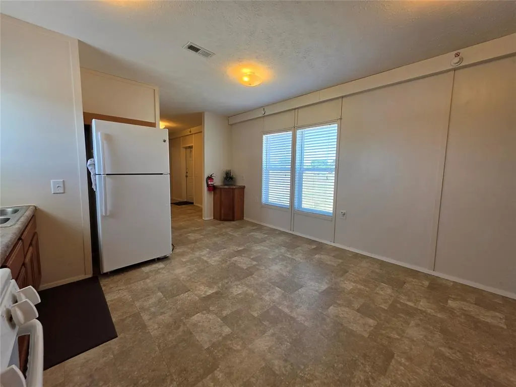 Photo 14 — 120 Sooner Road, Shawnee, OK 74804