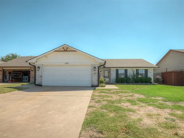 Photo 2 — 13320 Turtle Creek, Oklahoma City, OK 73170