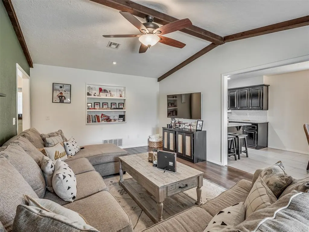 Photo 8 — 13320 Turtle Creek, Oklahoma City, OK 73170