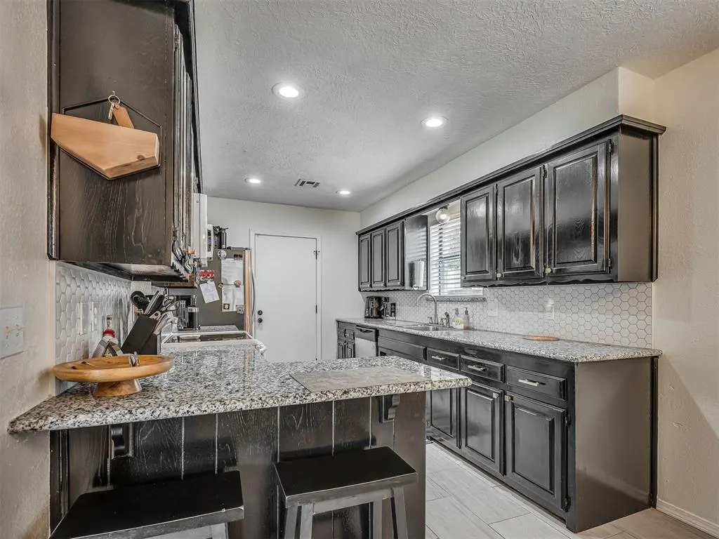 Photo 11 — 13320 Turtle Creek, Oklahoma City, OK 73170
