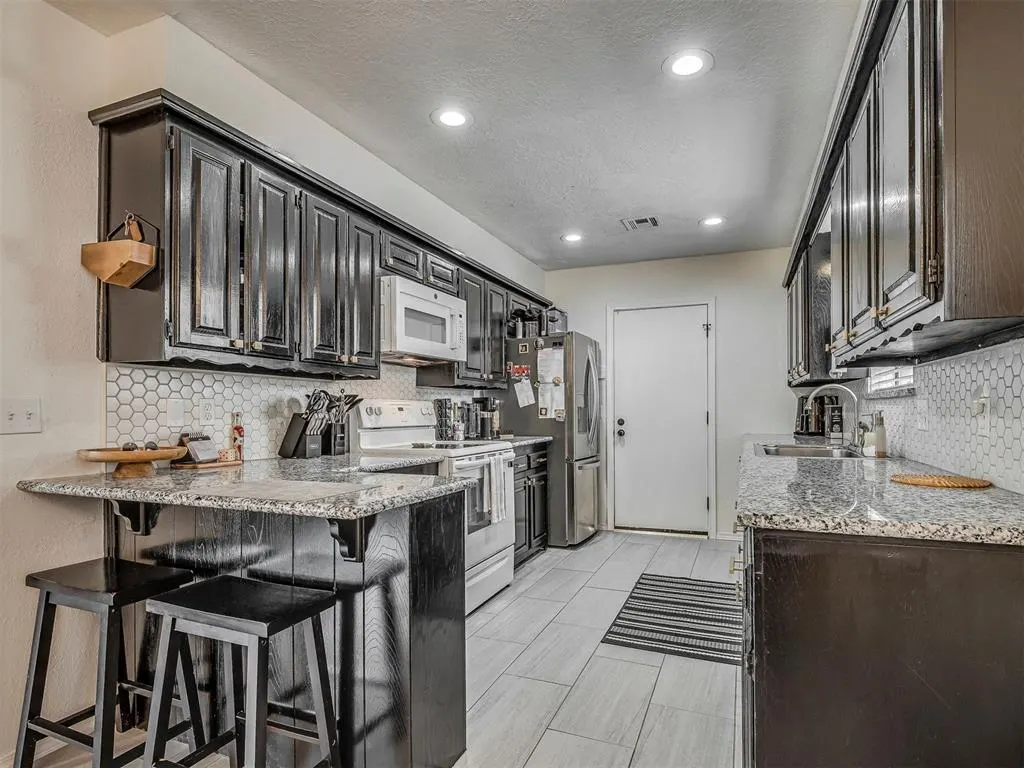 Photo 13 — 13320 Turtle Creek, Oklahoma City, OK 73170