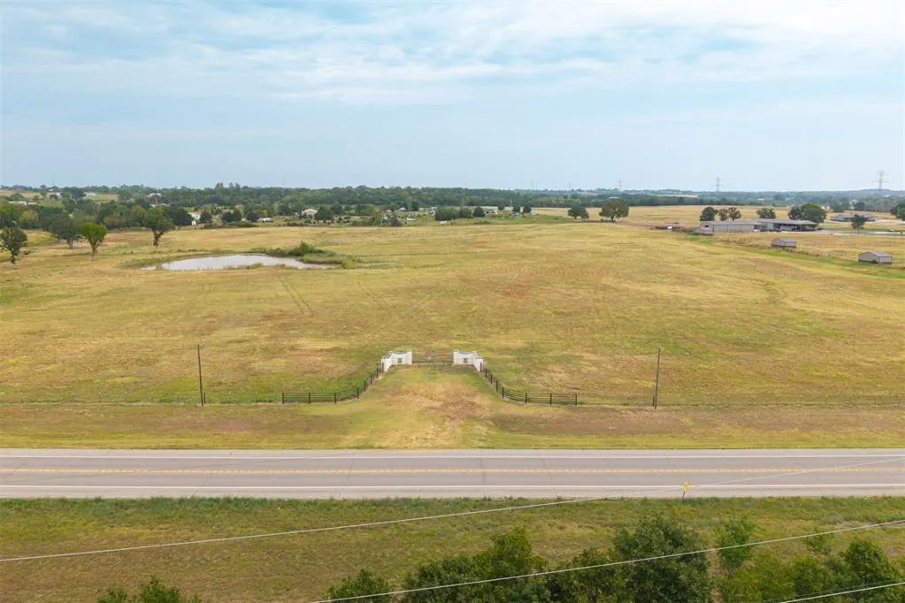 Front exterior — 35235 W Highway 9, Seminole, OK 74868