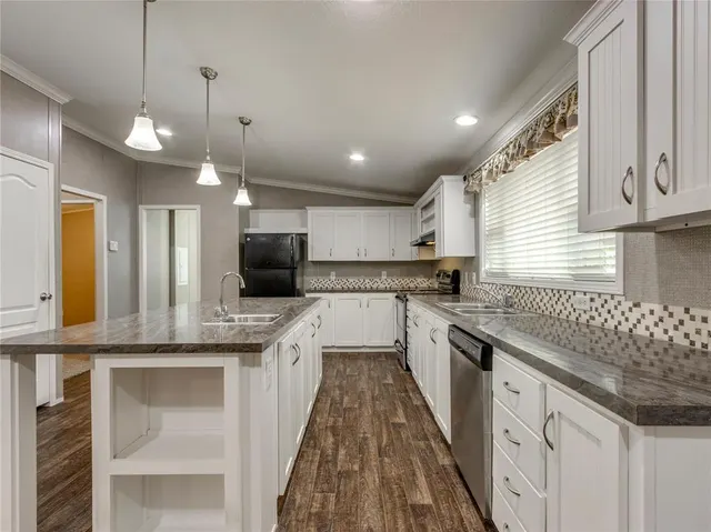 Photo 8 — 12408 SW 28th Street, Yukon, OK 73099