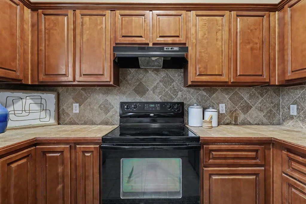 Photo 10 — 12124 NW 133rd Terrace, Piedmont, OK 73078