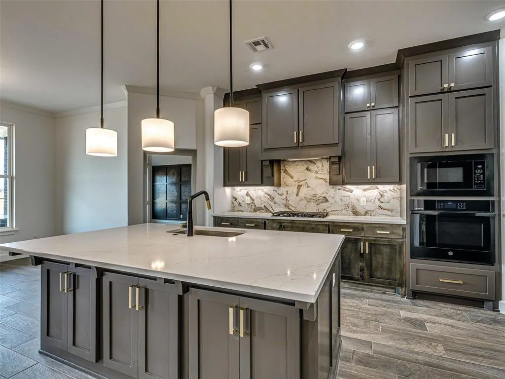 Photo 27 — 16001 Catalonia Place, Oklahoma City, OK 73170