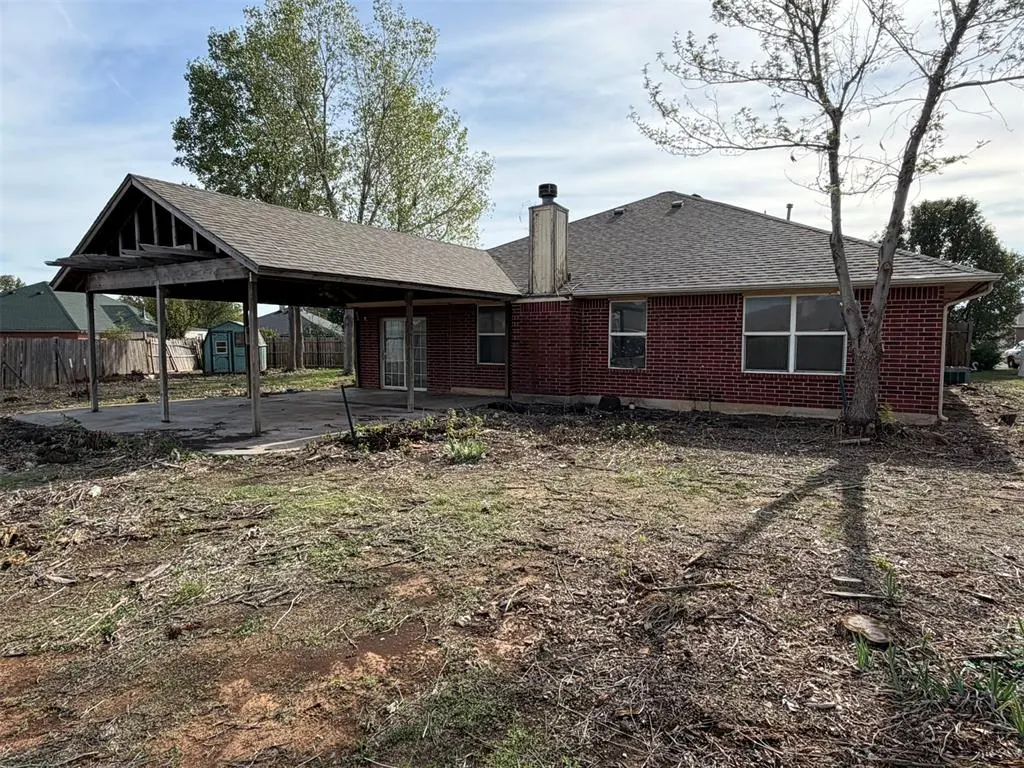 Photo 11 — 900 Banff Court, Yukon, OK 73099