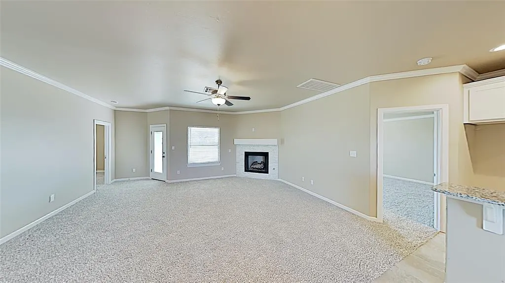 Photo 4 — 10704 Mountain Fork Drive, Yukon, OK 73099