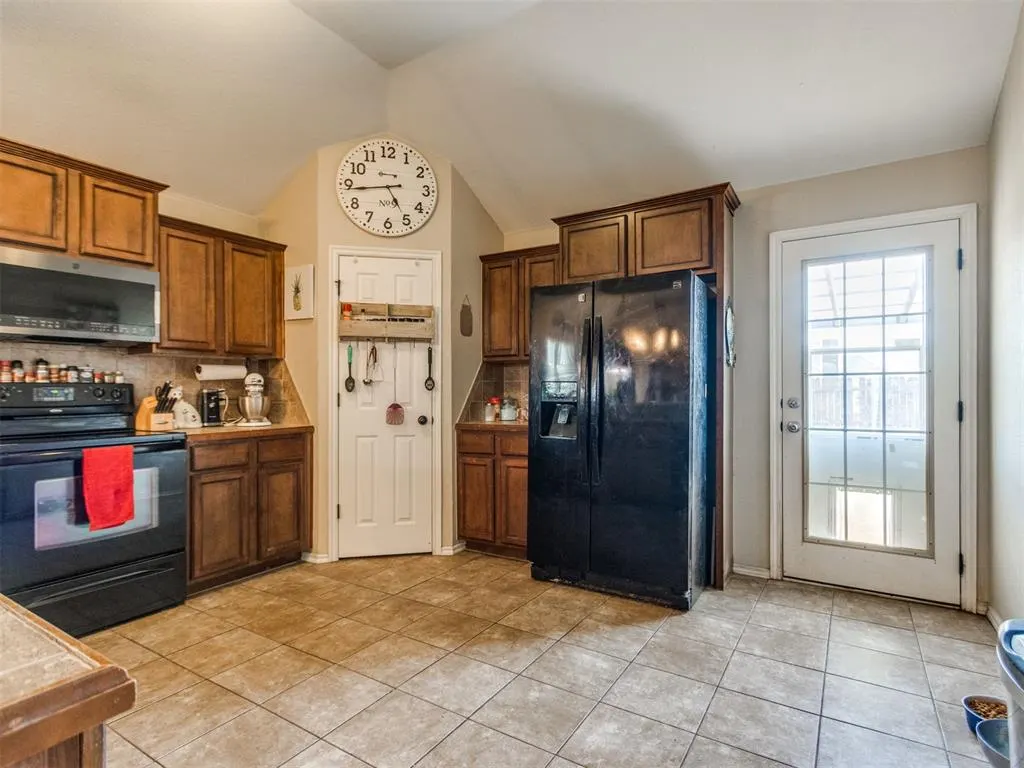 Photo 20 — 332 W Tecumseh Meadows Drive, Norman, OK 73069