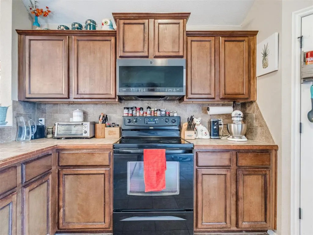 Photo 21 — 332 W Tecumseh Meadows Drive, Norman, OK 73069