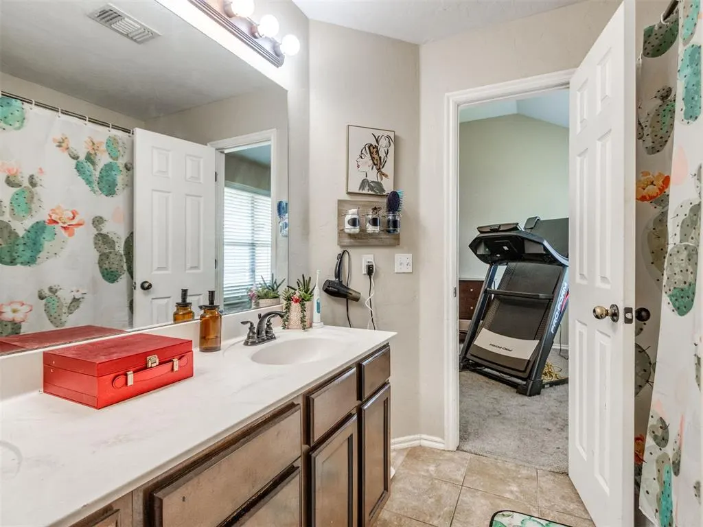 Photo 28 — 332 W Tecumseh Meadows Drive, Norman, OK 73069