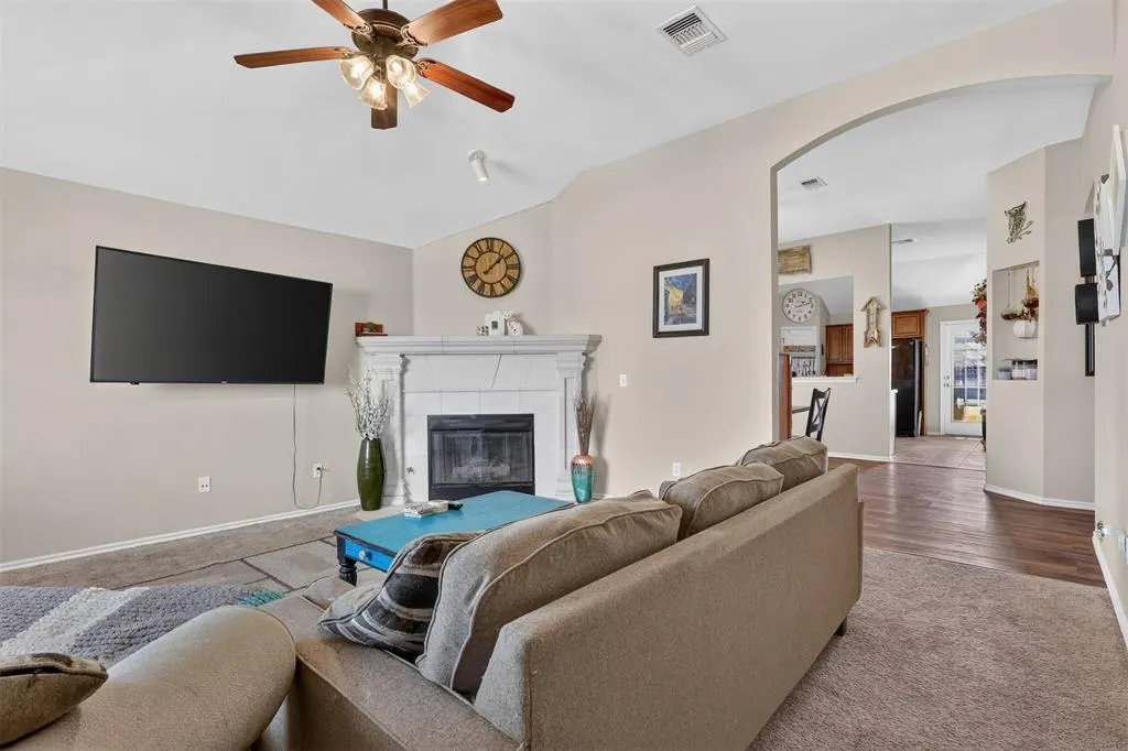 Photo 8 — 332 W Tecumseh Meadows Drive, Norman, OK 73069