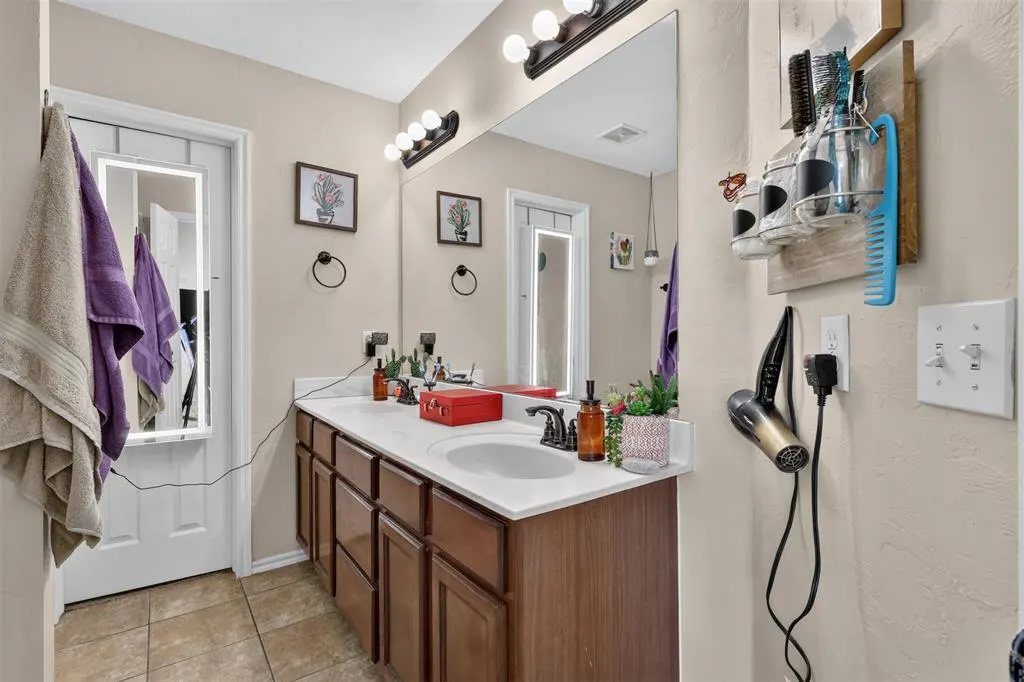 Photo 24 — 332 W Tecumseh Meadows Drive, Norman, OK 73069