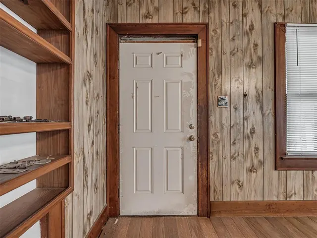 Photo 7 — 619 S 6th Street, Chickasha, OK 73018