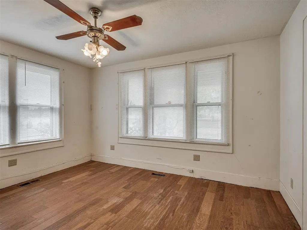 Photo 32 — 619 S 6th Street, Chickasha, OK 73018