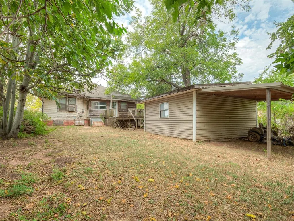 Photo 44 — 619 S 6th Street, Chickasha, OK 73018