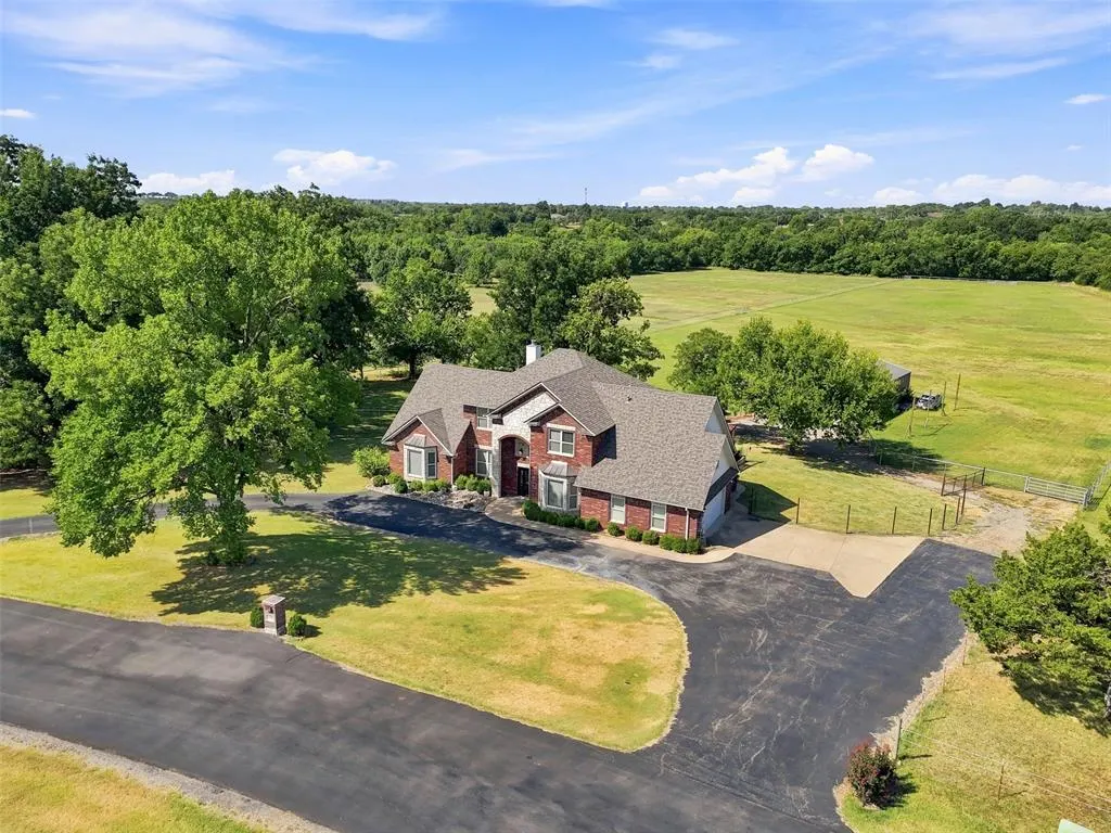 Photo 3 — 1000 N Cimarron Hill, Stillwater, OK 74075