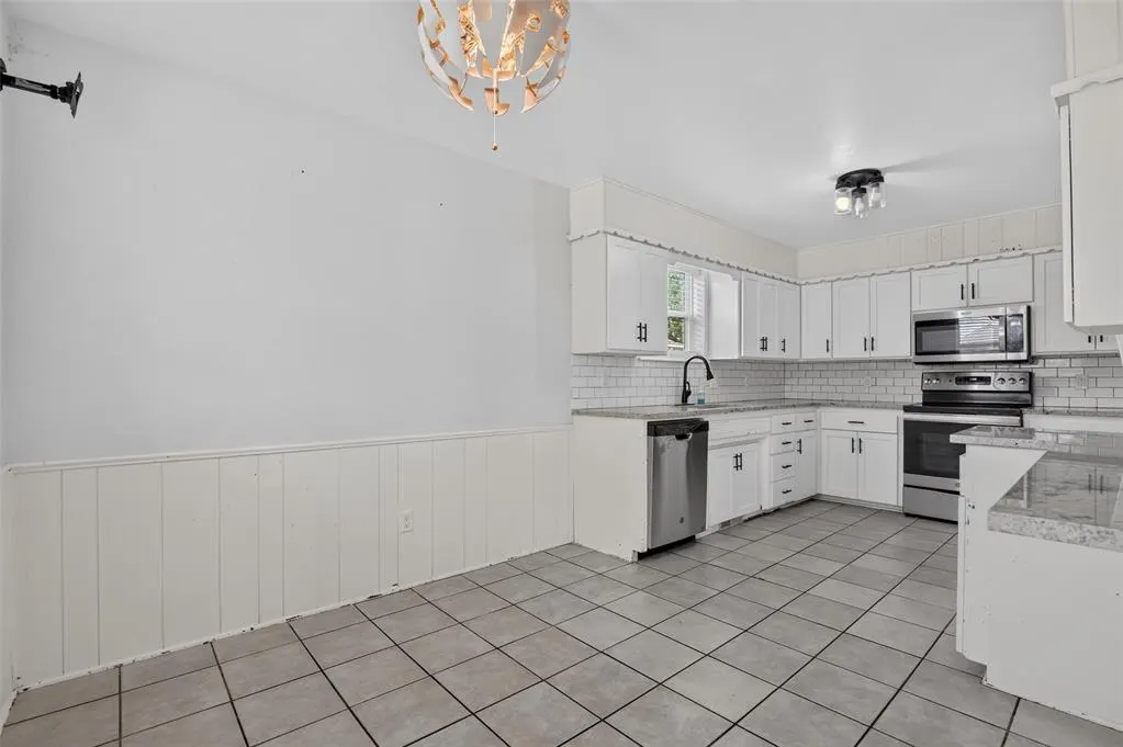 Photo 8 — 2722 S Estate Drive, El Reno, OK 73036