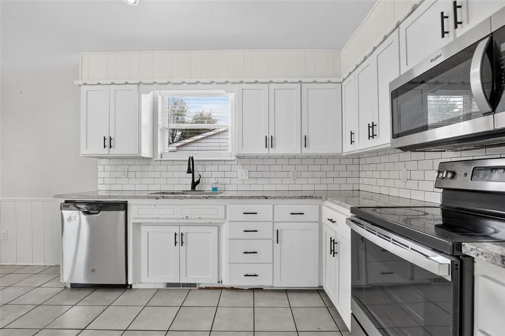 Photo 12 — 2722 S Estate Drive, El Reno, OK 73036