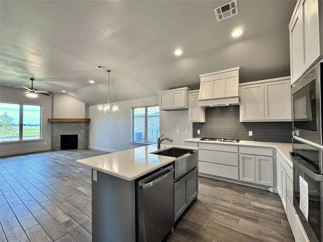 Photo 6 — 9340 NW 143rd Street, Yukon, OK 73099