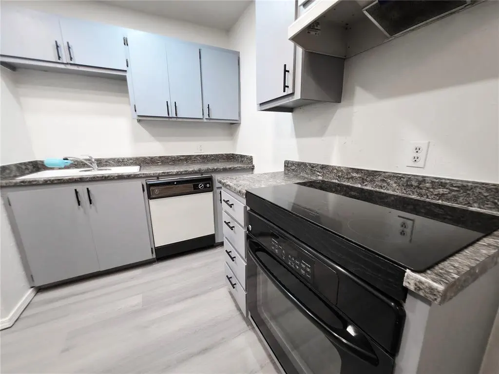 Photo 3 — 401 SE 12th Avenue 244, Norman, OK 73071