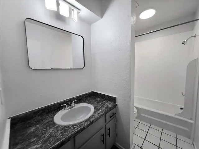 Photo 7 — 401 SE 12th Avenue 244, Norman, OK 73071