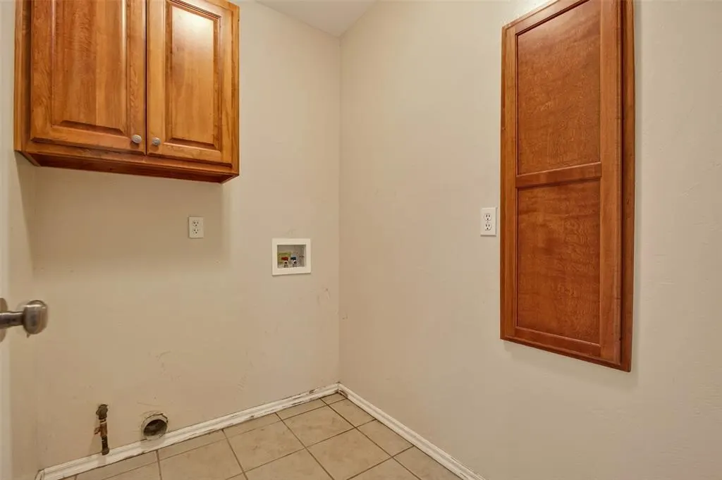 Photo 7 — 1721 Fawn Valley Lane, Edmond, OK 73003